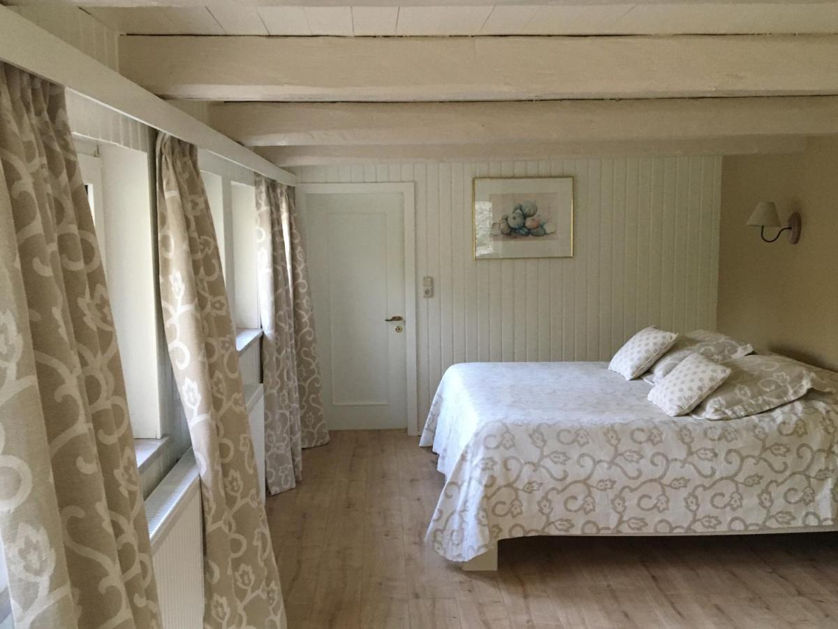 Hoellenmuehle Bed & Breakfast At The Mill Pond Hessisch Oldendorf Kültér fotó